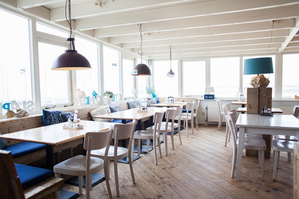 Strandhotel Noordzee De Koog  Exterior photo